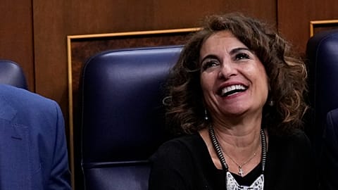 María Jesús Montero, vicepresidenta y ministra de Hacienda de España, en una foto de archivo del 14 de marzo de 2024 en una sesión de control del Congreso de los Diputados.