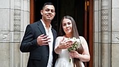 Ein Paar heiratet in Dänemark am 08.07.2025