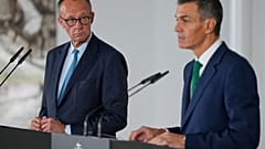 Der deutsche Bundeskanzler mit seinem spanischen Amtskollegen. 