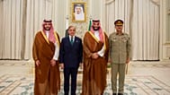 دیدار نخست وزیر پاکستان با مقامات سعودی