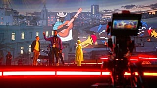 Kübalı şarkıcı Zulema Iglesias ve ekibi LIVE Arena sahnesinde provada.