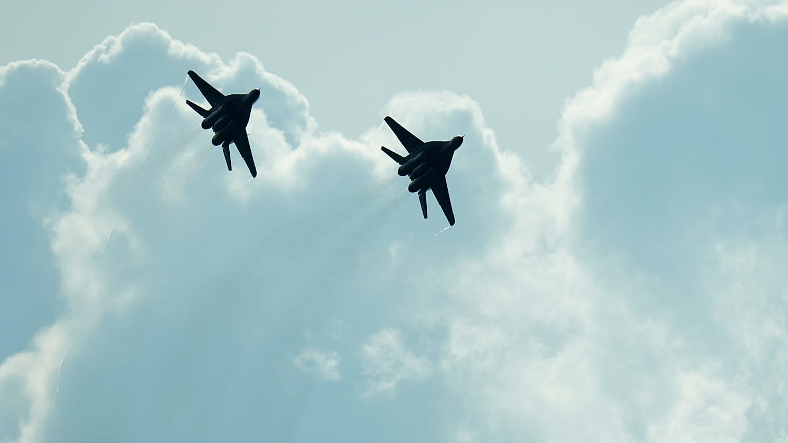 В Эстонии полагают, что Россия умышленно использует тактику воздушных провокаций, чтобы отвлечь внимание НАТО от Украины