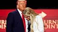 Donald Trump y su esposa Melania, en el acto de Charlie Kirk