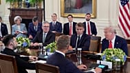 El Presidente de Estados Unidos en una reunión con líderes europeos en la Casa Blanca el 18 de agosto