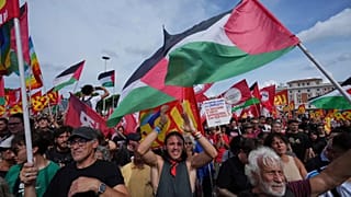 People take part in a demonstration in Rome part of a nationwide protest and general strike against the war in Gaza, 22 September, 2025