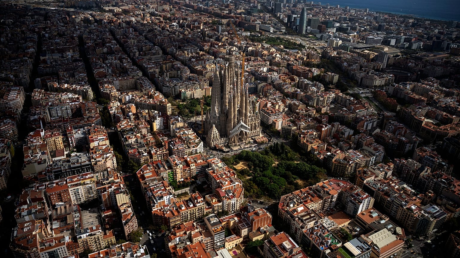 La Sagrada Familia, vue de loin.