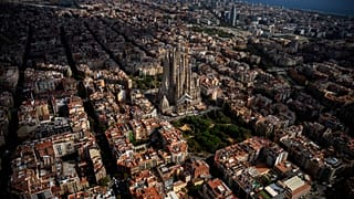 La Sagrada Familia, vue de loin.