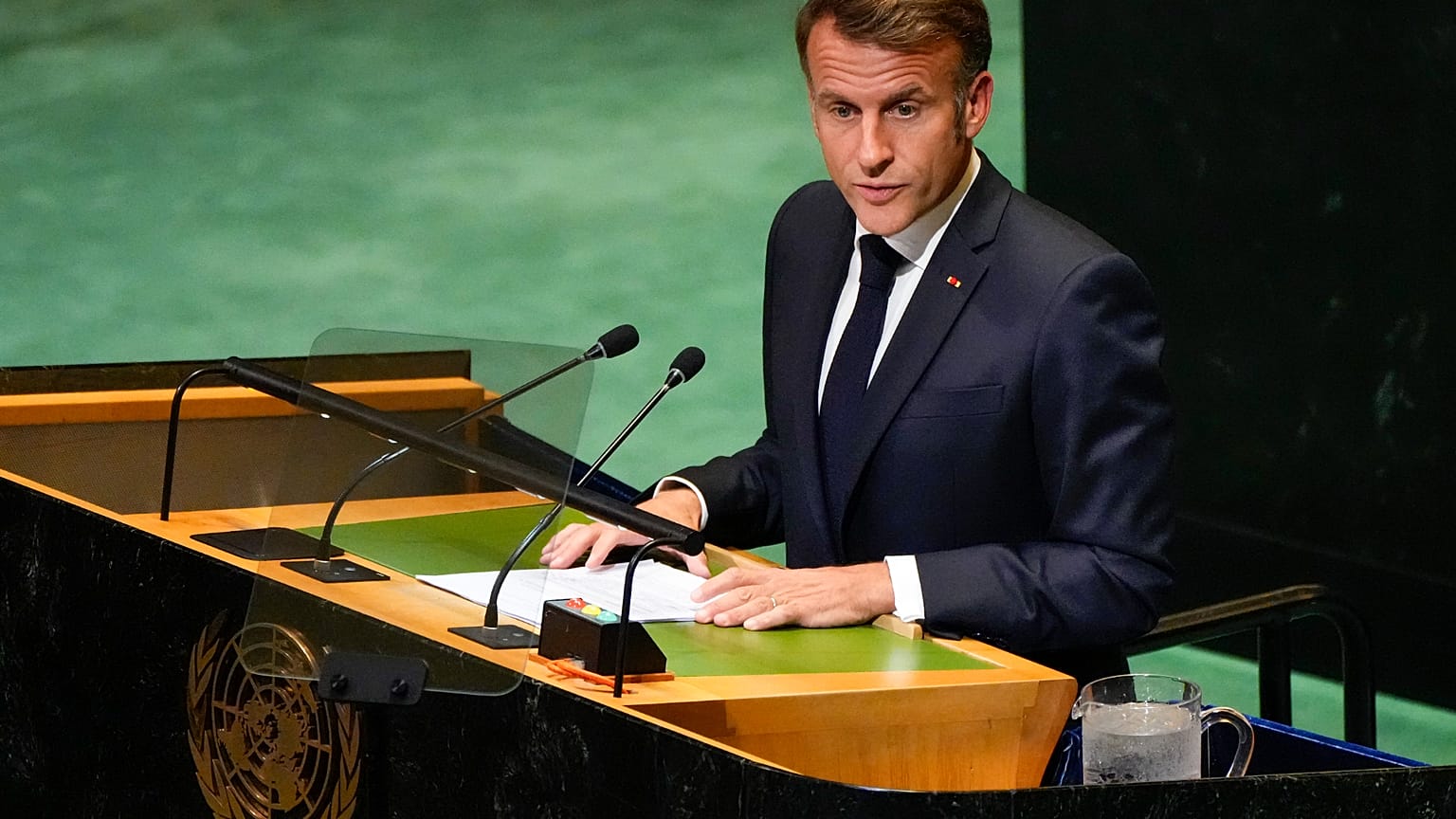 Prezydent Francji Emmanuel Macron przemawia w siedzibie ONZ, poniedziałek, 22 września 2025 r. 