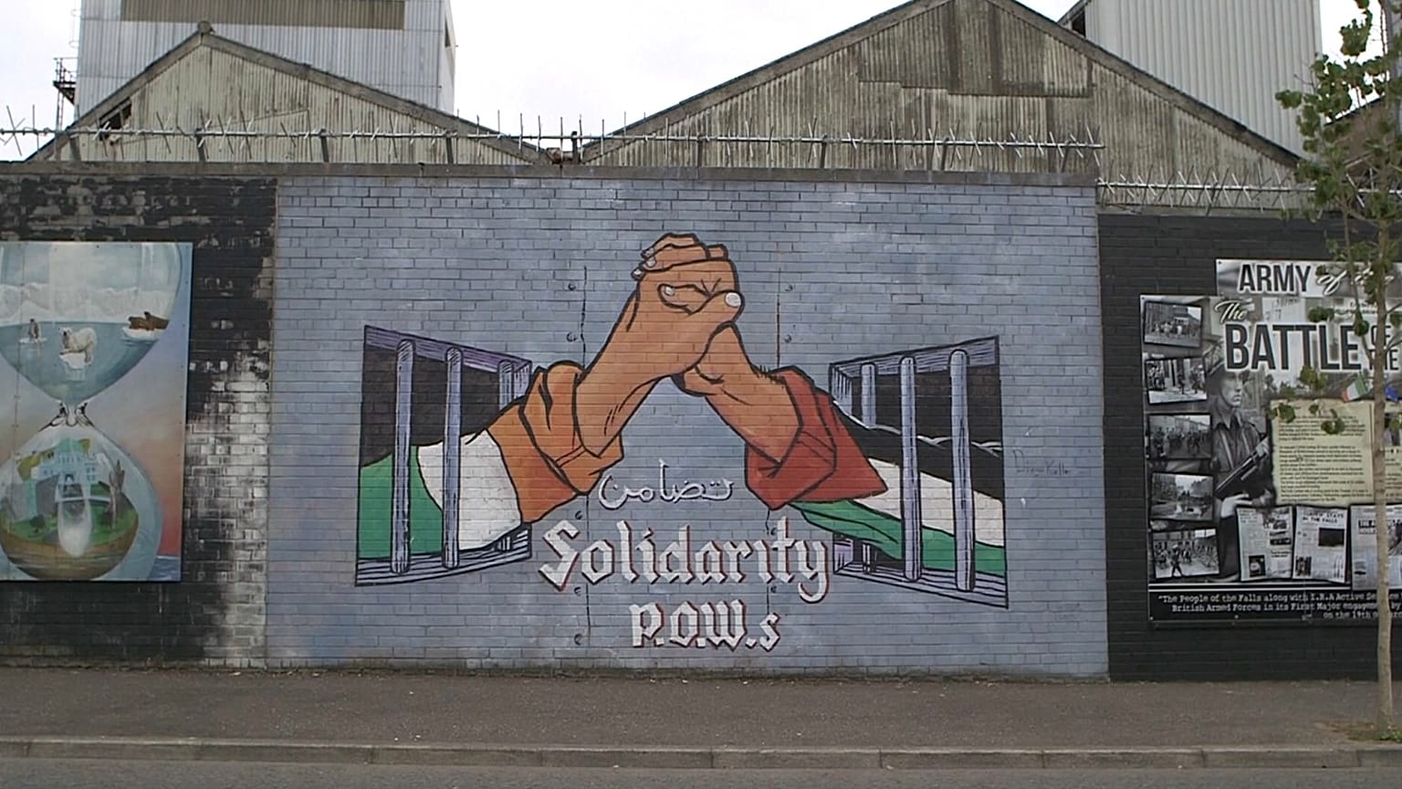 Peinture murale en soutien à la Palestine, à Belfast en Irlande du Nord. 