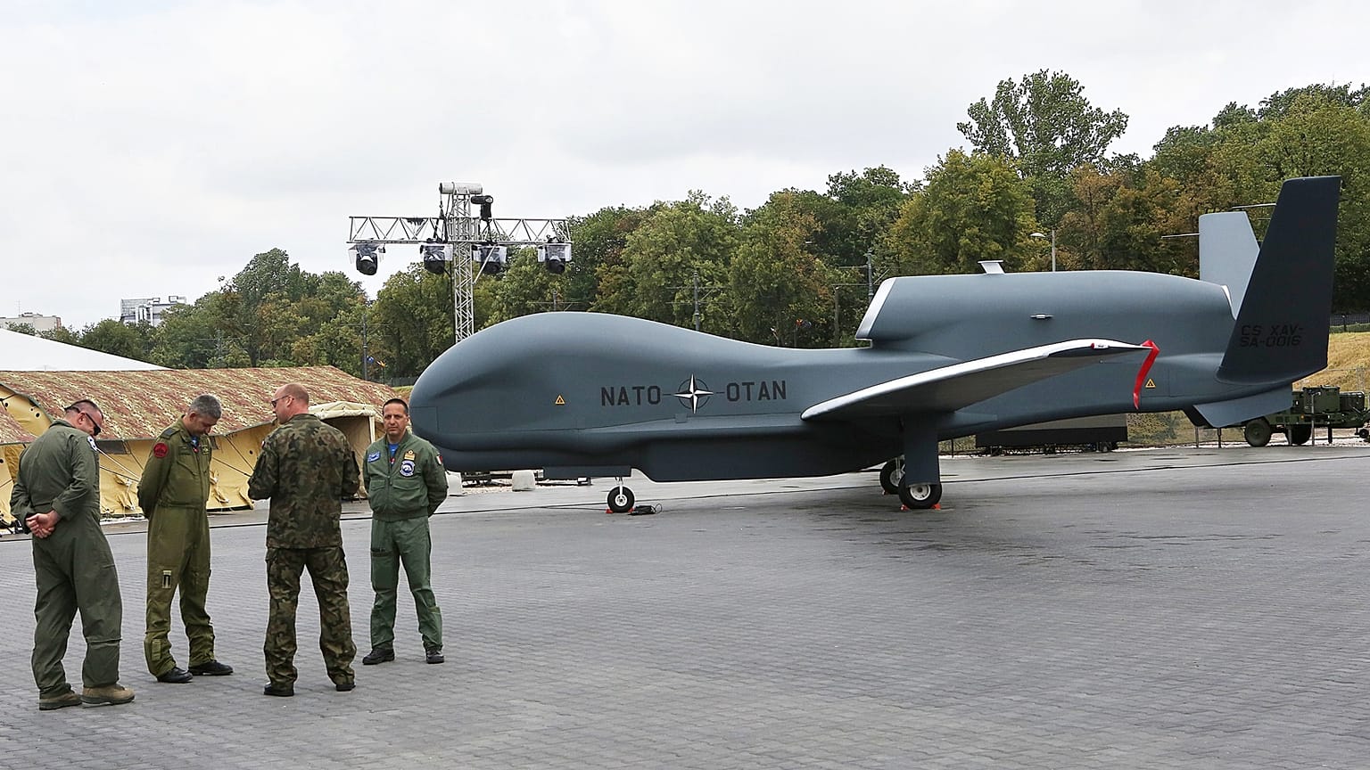 The EU wants to build an "drone well" across the Eastern flank.