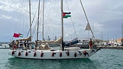 ARCHIV: Die italienische Flotte der Global Sumud Flottille verlässt den Hafen von Siracusa, Italien, am Donnerstag, 11. September 2025.