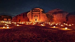 Au cœur des déserts légendaires du nord-ouest de l’Arabie saoudite se trouve l’oasis intemporelle d’AlUla