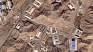 عکس ماهواره‌ای تلاش‌های بازسازی در کارخانه سوخت جامد پارچین ایران در خارج از تهران، ایران، را در ۲۸ اوت ۲۰۲۵ نشان می‌دهد