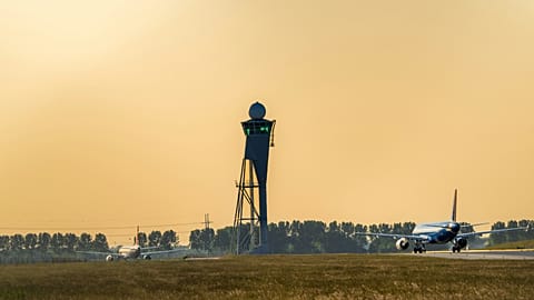 Airport and airline staff in Italy will join nationwide strikes on 26 September