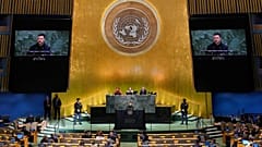 الرئيس الأوكراني فولوديمير زيلينسكي يلقي كلمة في الدورة الثمانين للجمعية العامة للأمم المتحدة، الأربعاء 24 سبتمبر/أيلول 2025.
