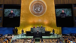 الرئيس الأوكراني فولوديمير زيلينسكي يلقي كلمة في الدورة الثمانين للجمعية العامة للأمم المتحدة، الأربعاء 24 سبتمبر/أيلول 2025.