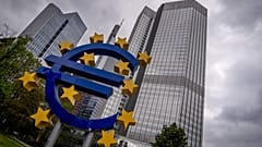Até à data, apenas 7 dos 20 países da zona euro operam um sistema nacional de cartões.