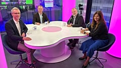 Feledy Botond, Petri Bernadett, Lattmann Tamás a műsorvezető, Zsíros Sándor társaságában 