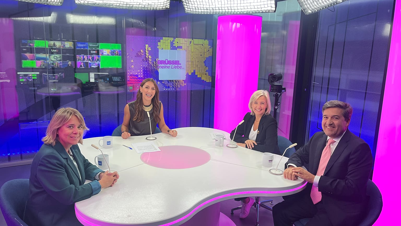 Mariana Corrêa com Catarina Martins, Henrique Burnay e Marta Temido.