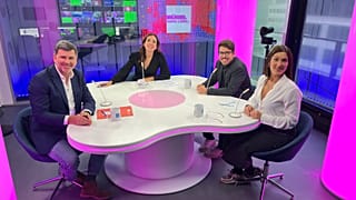 Amaia Echevarria junto a Nicolás González Casares, Ohiane Agirregoitia y Emilio Ordíz
