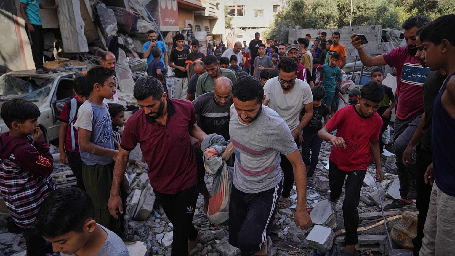 Mueren 17 personas en ataques israelíes en Gaza