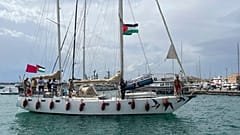 Ο ιταλικός στόλος της Global Sumud Flotilla αποπλέει από το λιμάνι των Συρακουσών, Ιταλία, την Πέμπτη 11 Σεπτεμβρίου 2025.