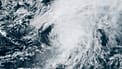 NOAA'nın bu uydu görüntüsü 25 Eylül 2025 Perşembe günü 11:33 EST'de çekildi ve Kuzey Atlantik Okyanusu'ndaki Gabrielle Kasırgası'nı gösteriyor