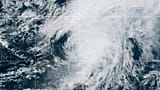Questa immagine satellitare della NOAA scattata alle 11:33 EST di giovedì 25 settembre 2025 mostra l'uragano Gabrielle nell'Oceano Atlantico del Nord