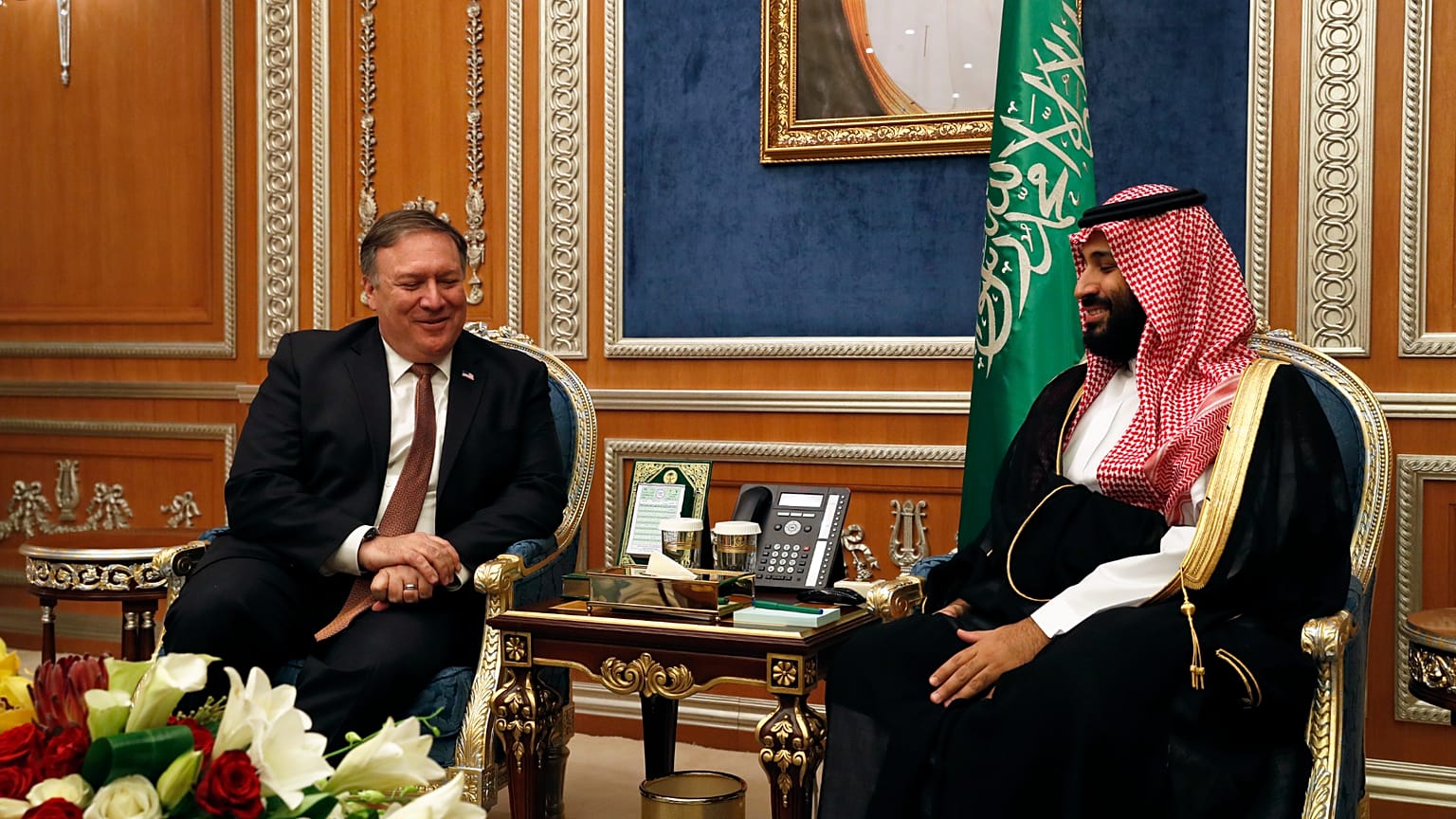 Mike Pompeo a szaúdi trónörökössel (MBS) 2022-ben