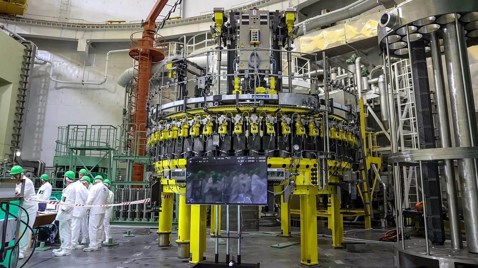 Personnel work to begin loading nuclear fuel at the first Belarusian Nuclear Power Plant in Astravets, 7 August, 2020 