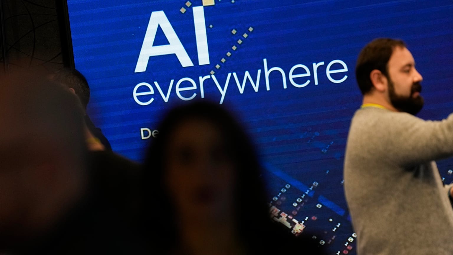 فعالية لشركة إنتل تُدعى "الذكاء الاصطناعي في كل مكان" في نيويورك، الخميس، 14 ديسمبر 2023.