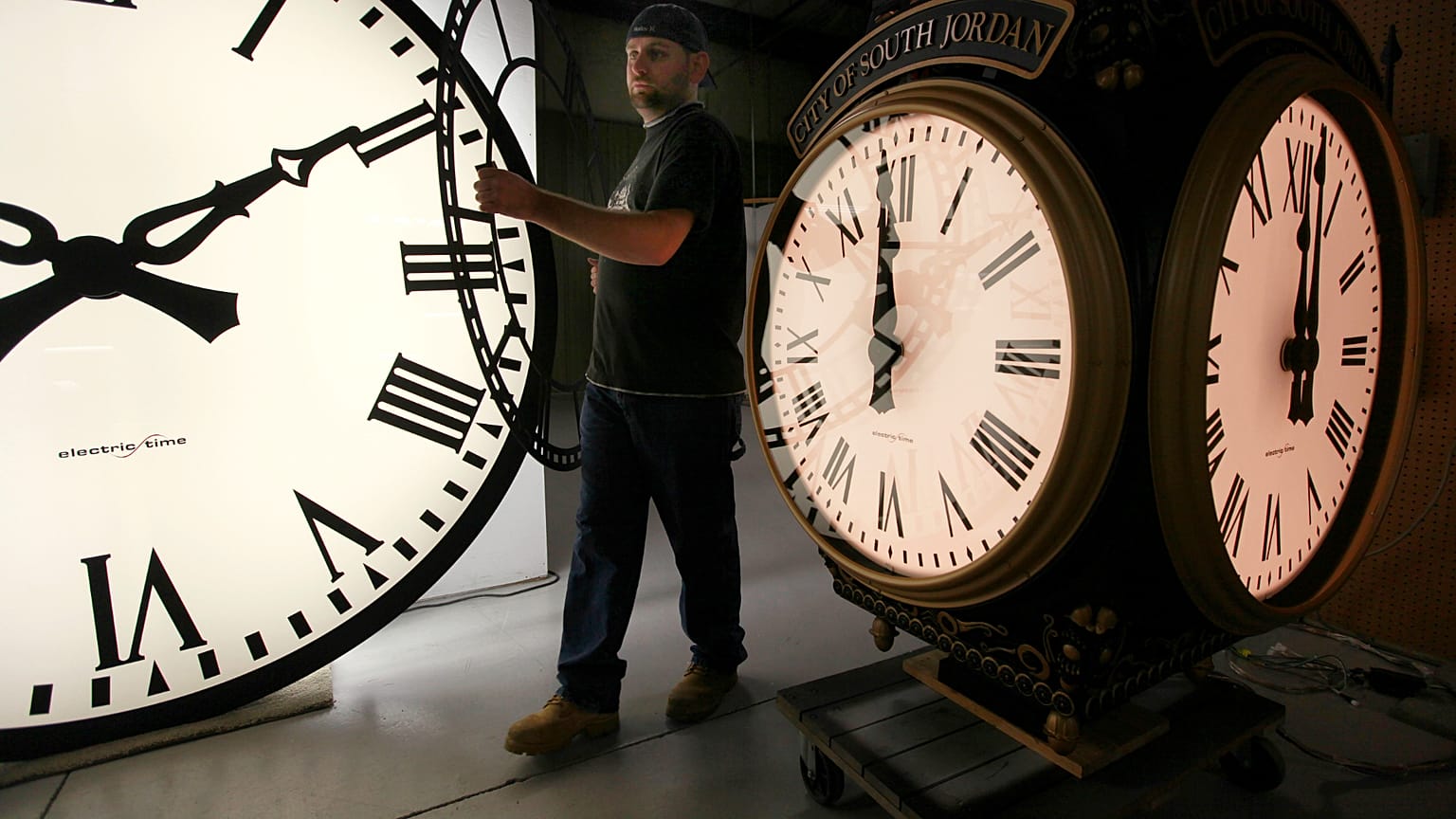 Reloj gigante por dentro