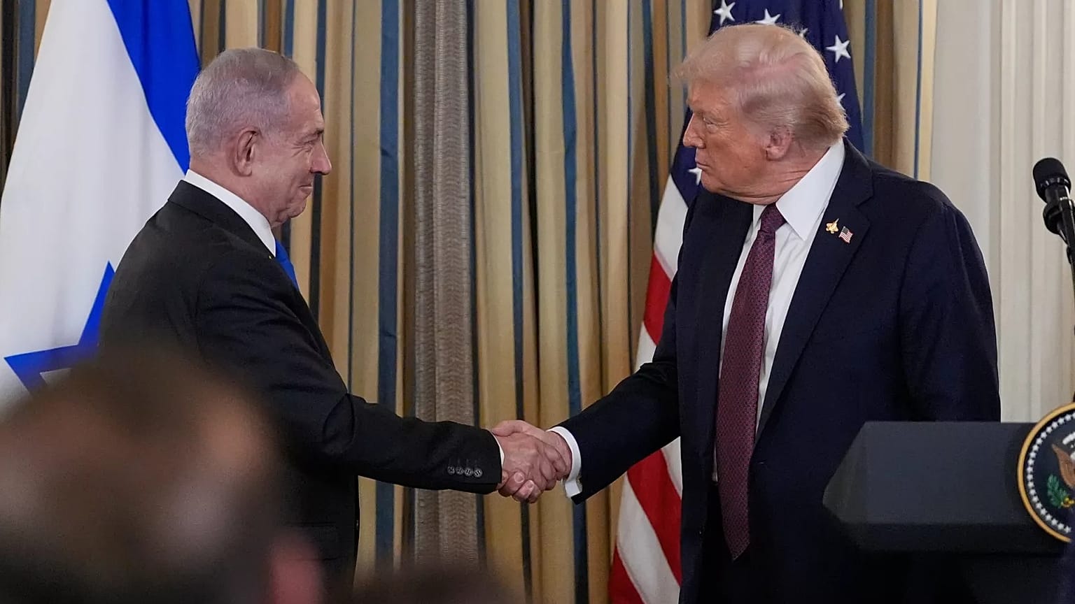 Il presidente degli Stati Uniti Donald Trump con il primo ministro israeliano Benjamin Netanyahu alla Casa Bianca (29 settembre 2025).