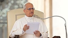 Папа Римский Лев XIV проводит еженедельную общую аудиенцию на площади Святого Петра в Ватикане, среда, 1 октября 2025 г.