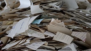 35 Jahre nach der Wiedervereinigung interessiert noch immer viele Deutsche, ob sie damals von der Stasi bespitzelt wurden.