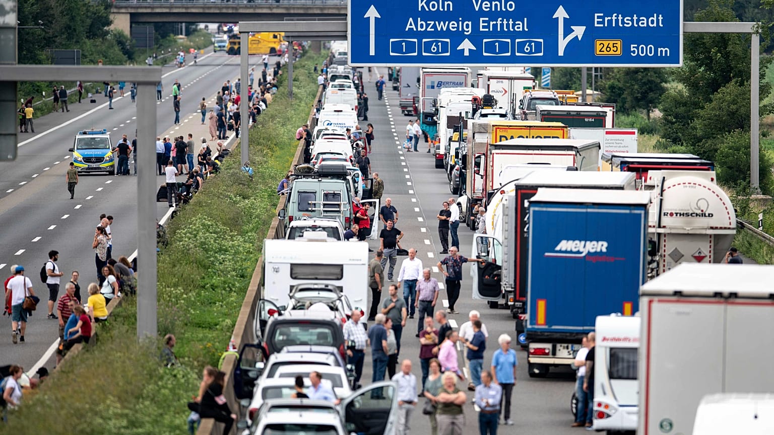 Achtung Verkehrskontrollen: Ablenkung am Steuer erhöht das Unfallrisiko um 50 Prozent.