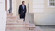 Az ANO elnöke a prágai államfői palotához érkezik 2025. október 5-én, a választási győzelem másnapján