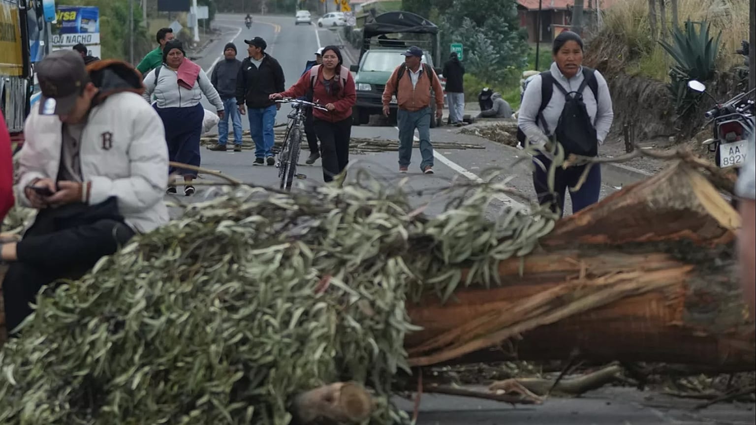 Barricadas para los manifestantes en Ecuador