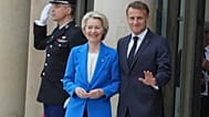 French President Emmanuel Macron, right, and European Commission President Ursula von der Leyen at the Elysee Palace, in Paris, for a summit on Ukraine on 4 Sept, 2025.