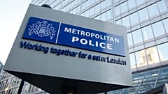 DATEI:  DATEI - Gesamtansicht von New Scotland Yard, dem Hauptsitz der Londoner Metropolitan Police, am 3. Februar 2012