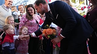 Norveç Prensi Haakon, Minneapolis’teki Norveç Evi’ne geldi, 7 Ekim 2025