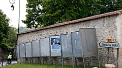 Плакаты для выборов во Франции.