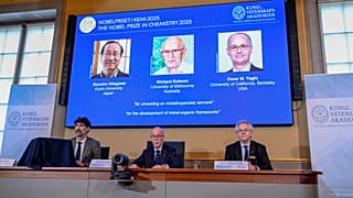 O anúncio dos vencedores do Nobel da Química em Estocolmo, na Suécia.