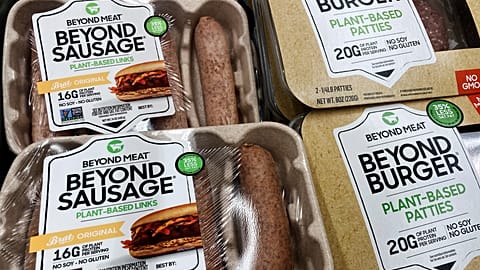 Beyond Meat-Produkte sind in einer Kühltruhe in einem Lebensmittelgeschäft zu sehen.