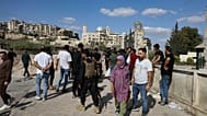 سكان من حي الشيخ مقصود بحلب يغادرون الحي بعد اشتبكات بين قوات سوريا الديمقراطية والأمن العام التابع لحكومة دمشق 7 أكتوبر 2025
