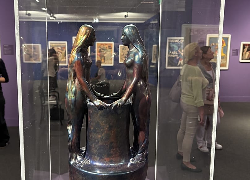 Nőalakos Zsolnay-váza az Andrássy-ebédlőből, 1903 (Pandzarisz Sándor gyűjteményéből)