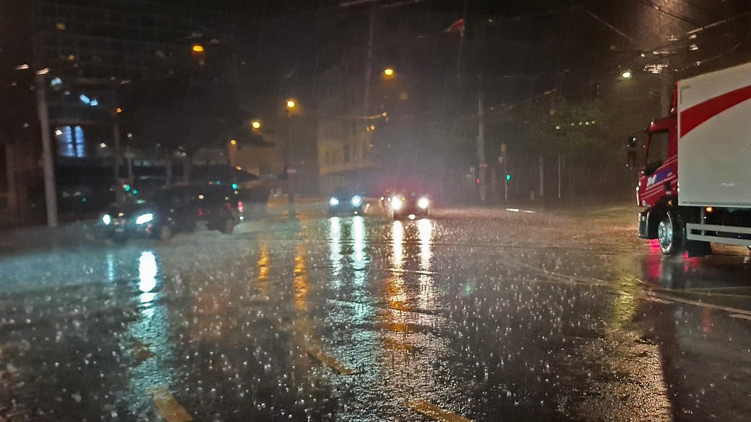 Lluvia en ciudad