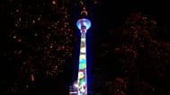 La Torre della Televisione di Berlino è illuminata