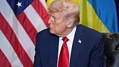 Архив: Дональд Трамп нап встрече в Белом доме.