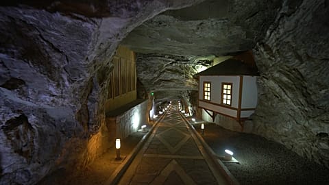 Ir para o subterrâneo: Descubra a cultura de bem-estar de Nakhchivan, 110 metros abaixo do solo